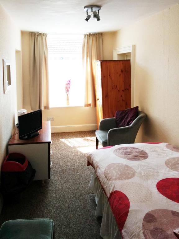 The County Hotel Grimsby Room photo