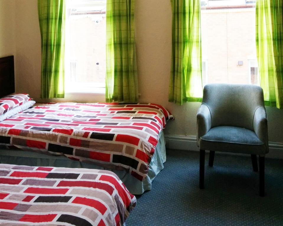 The County Hotel Grimsby Room photo
